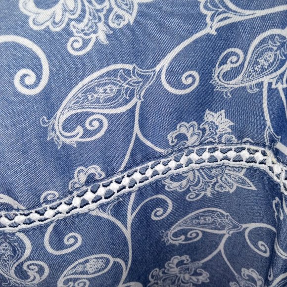 Beautiful Boho Denim Print Top - Picture 4 of 5